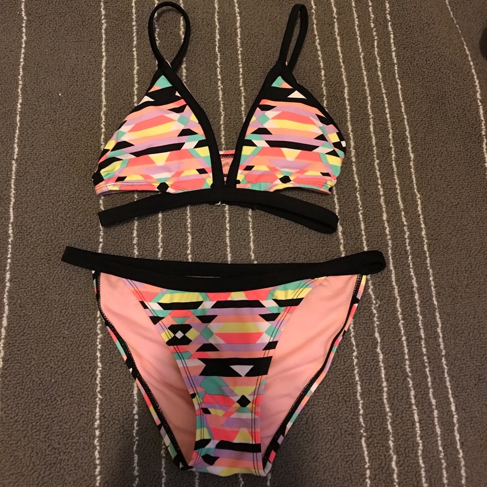 ⭐️ ⭐️ Xhilaration (Target) Preloved bikini
